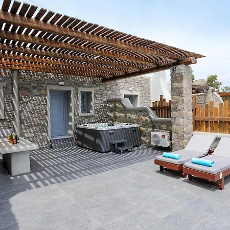 The George Lux With Jacuzzi Apartment *