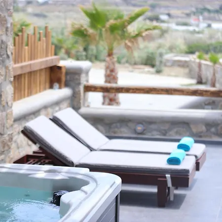 The George Lux With Jacuzzi
