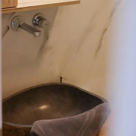 Apartment The George Lux With Jacuzzi